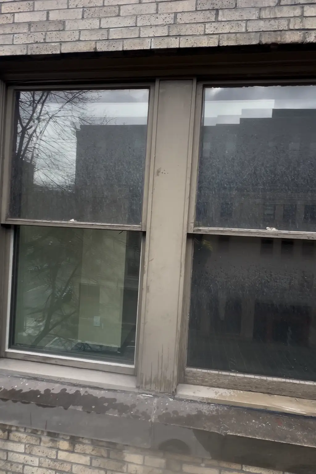 window cleaning befor